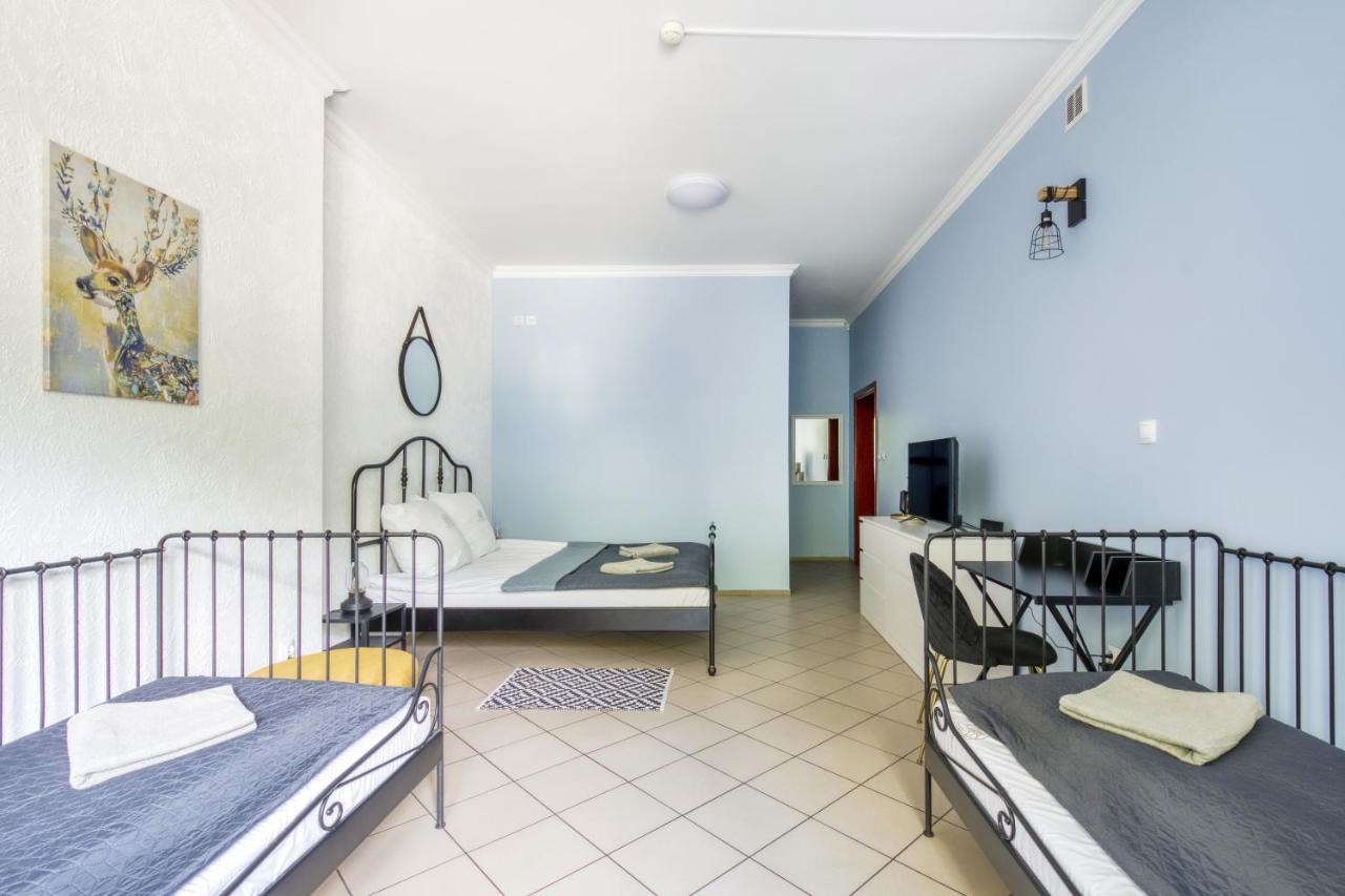 Hostel Krokodyl-Stara Praga ワルシャワ エクステリア 写真