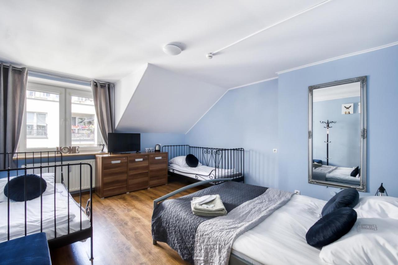 Hostel Krokodyl-Stara Praga ワルシャワ エクステリア 写真