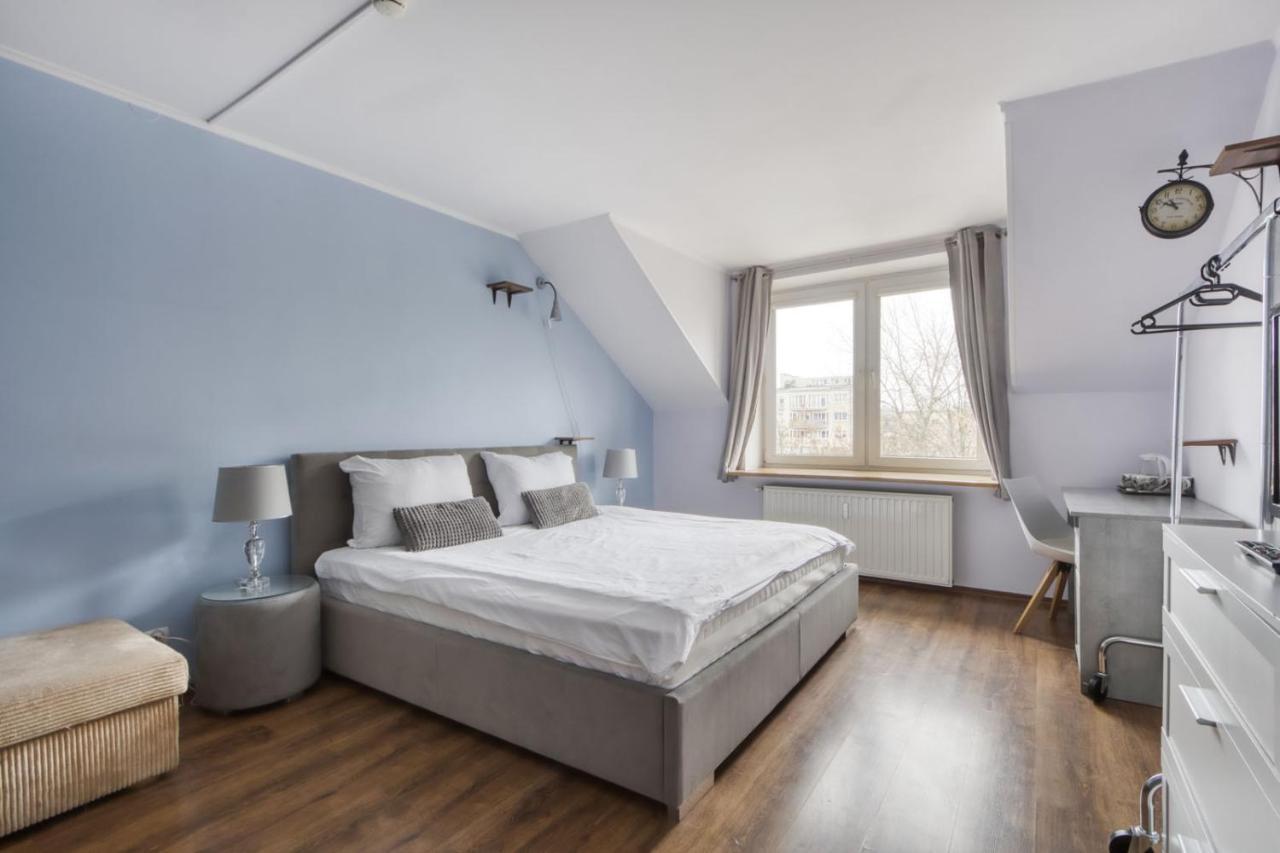 Hostel Krokodyl-Stara Praga ワルシャワ エクステリア 写真