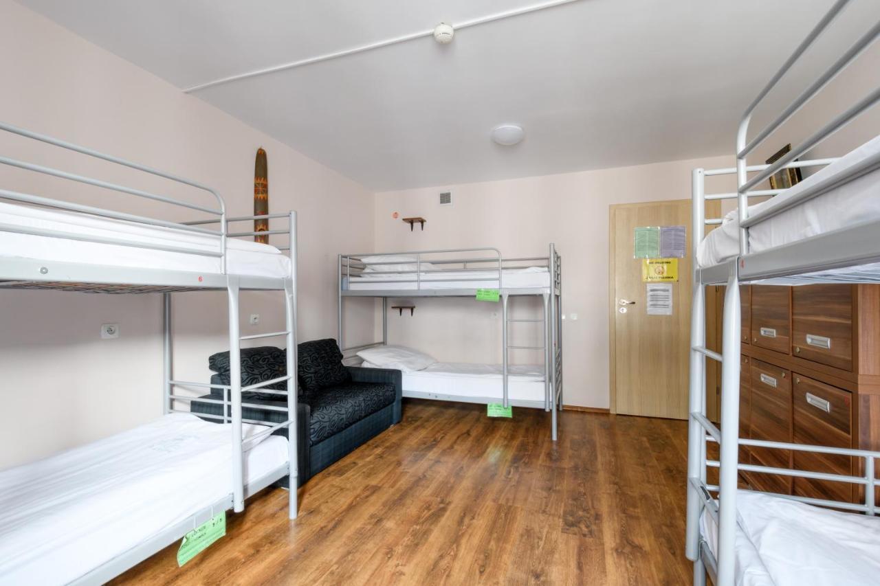 Hostel Krokodyl-Stara Praga ワルシャワ エクステリア 写真