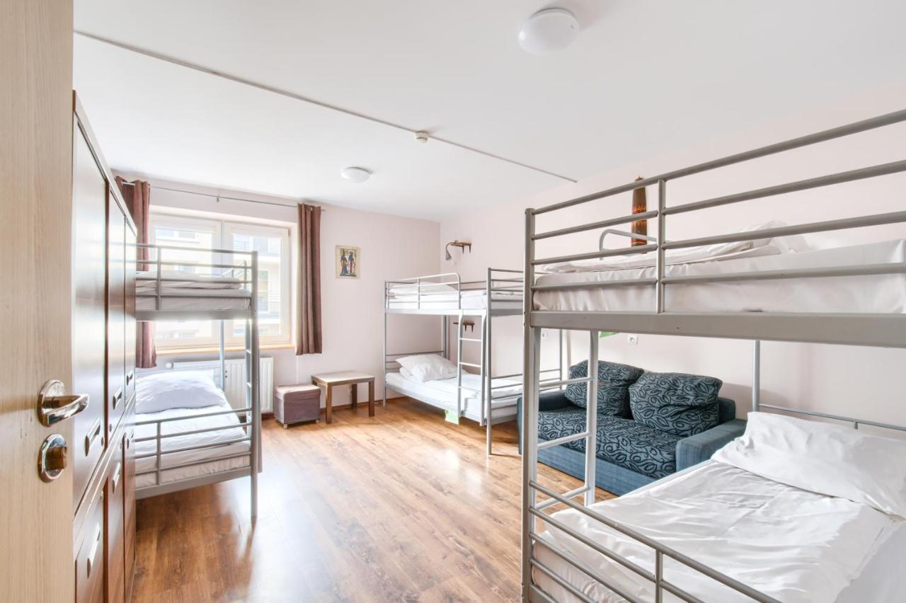 Hostel Krokodyl-Stara Praga ワルシャワ エクステリア 写真
